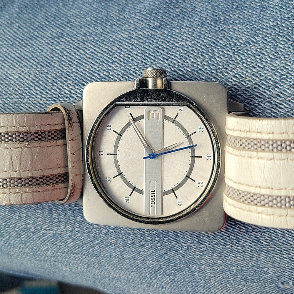 Fossil watch